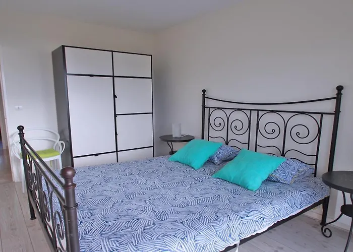 Apartament Pins Dores